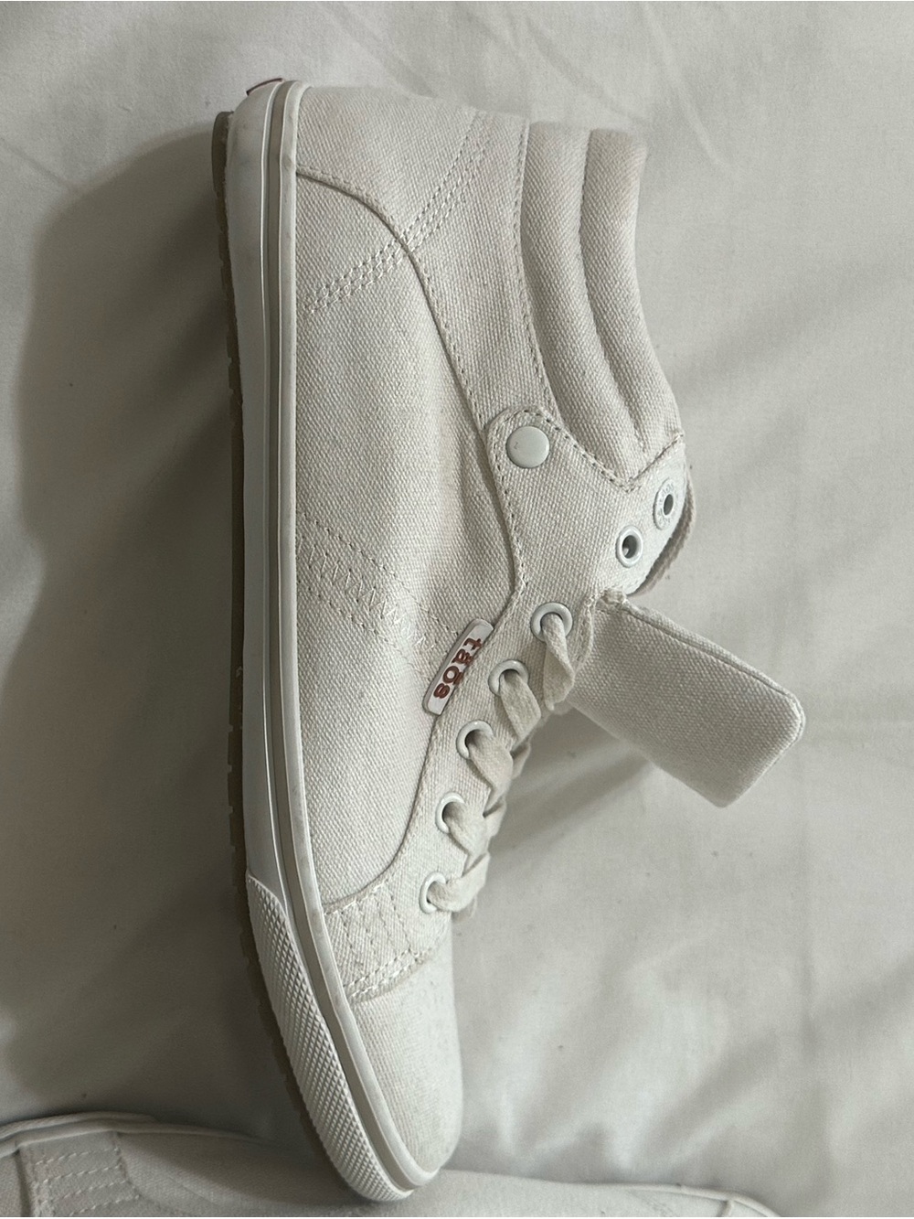 Taos Footwear Off-White Canvas High-Top Sneakers